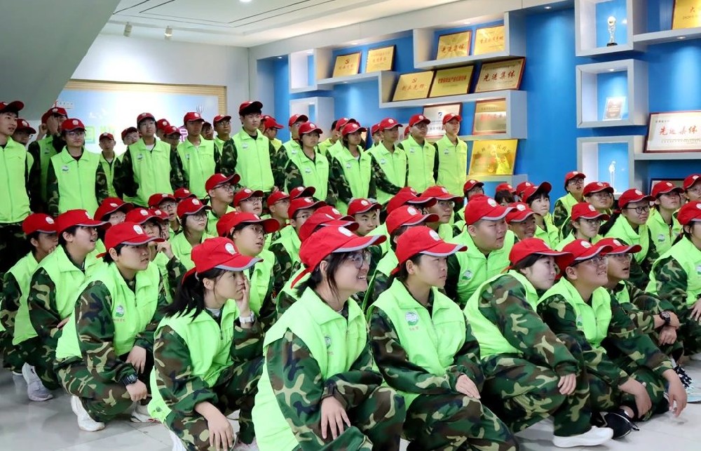 “研”途遇見美好，“學”中收獲成長——張掖市實驗中學學生到前進牧業開展研學活動