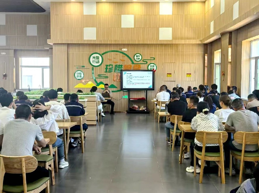 傳祁甘味乳業公司開展食品安全與生產管理專項培訓